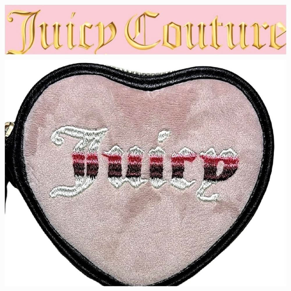 Juicy Couture Retro Vibe Heart Zip Around Wristlet